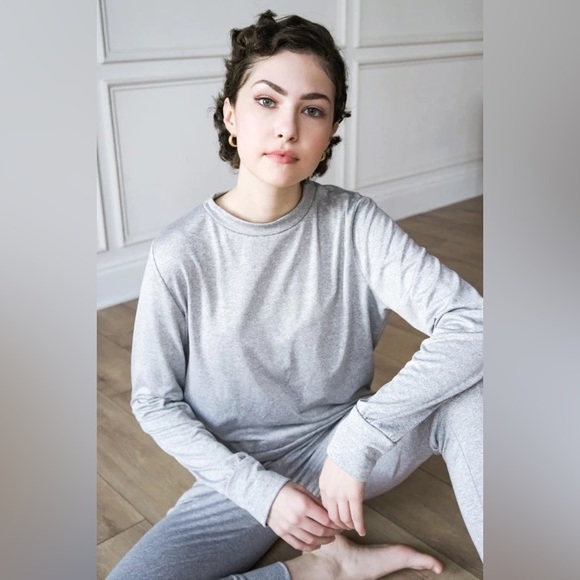 Long Sleeve Crew Neck Top and Sweats Set - Picture 3 of 3